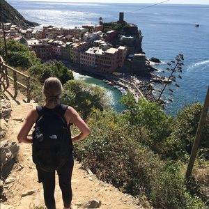 Meet your Posher, Kelly